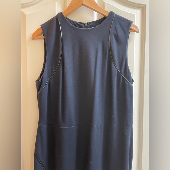 Classiques Entier Sheath Dress with slit size 12 Navy EUC - Picture 1 of 6